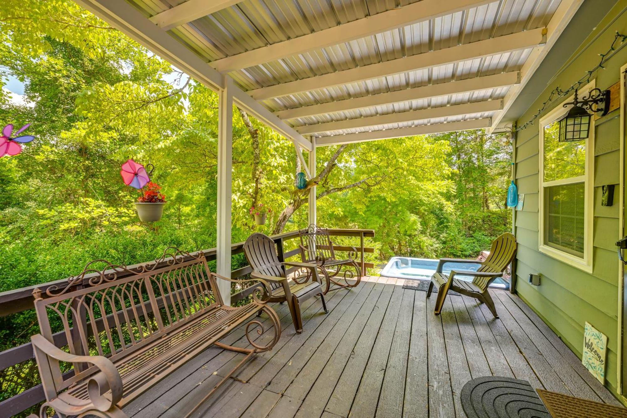 Whittier Vacation Rental Cabin With Private Hot Tub Bagian luar foto